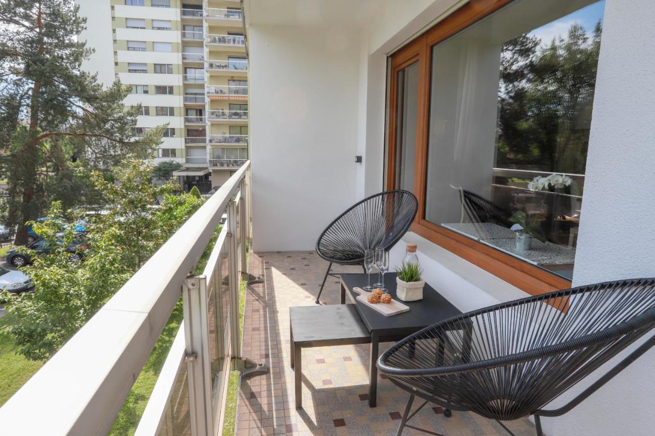 Chez Lou Appartement Proche Du Lac Moderne Annecy Exterior photo