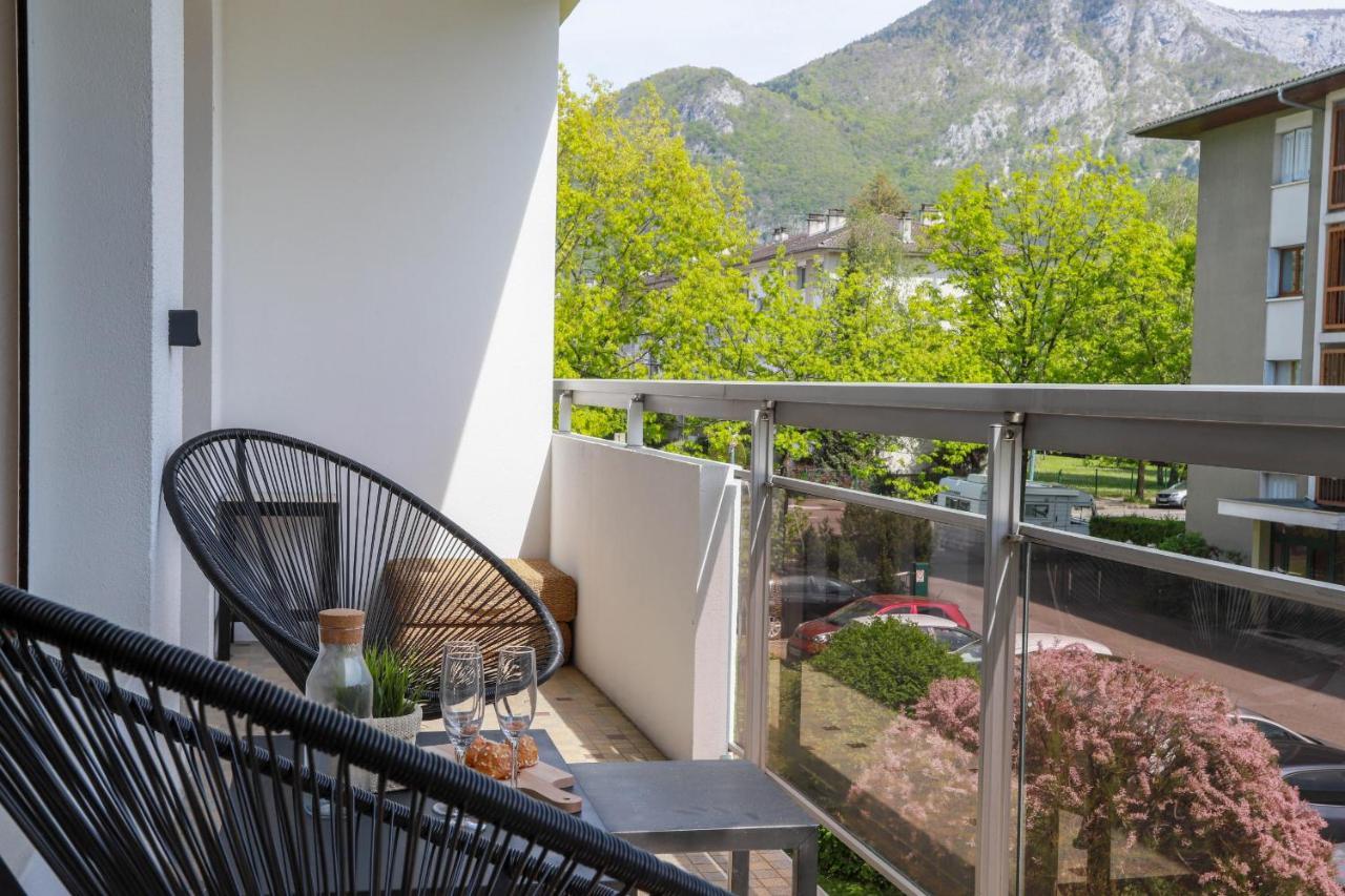 Chez Lou Appartement Proche Du Lac Moderne Annecy Exterior photo