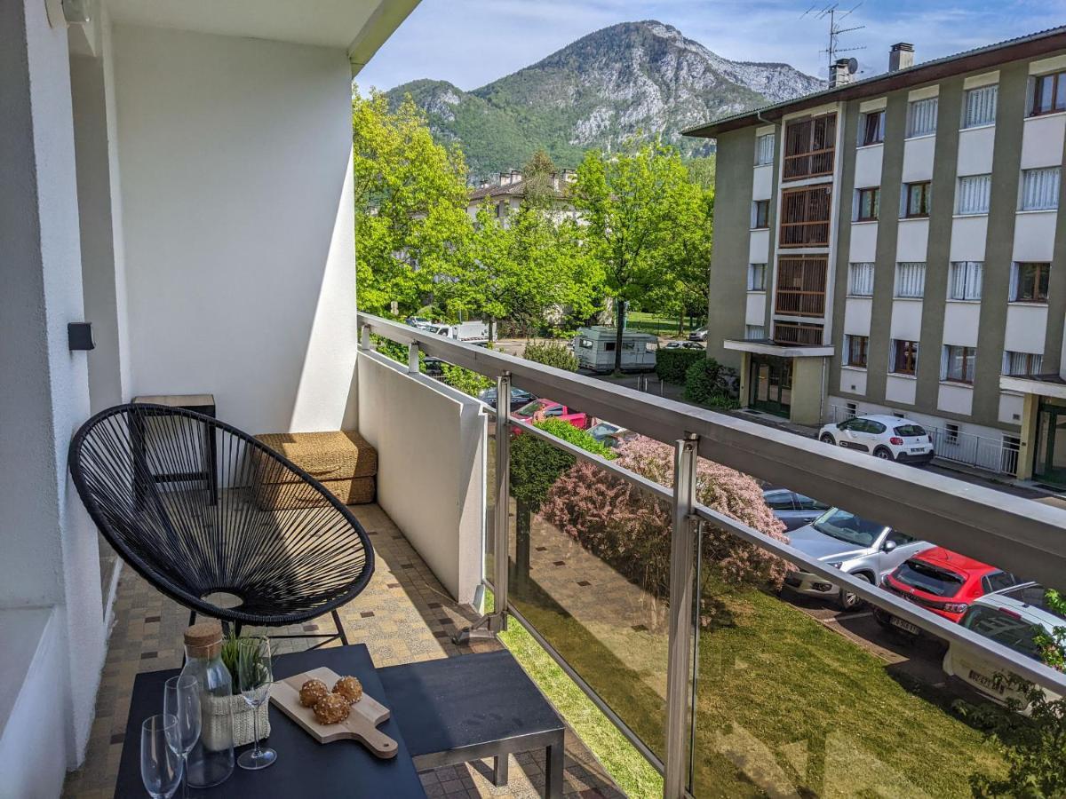 Chez Lou Appartement Proche Du Lac Moderne Annecy Exterior photo
